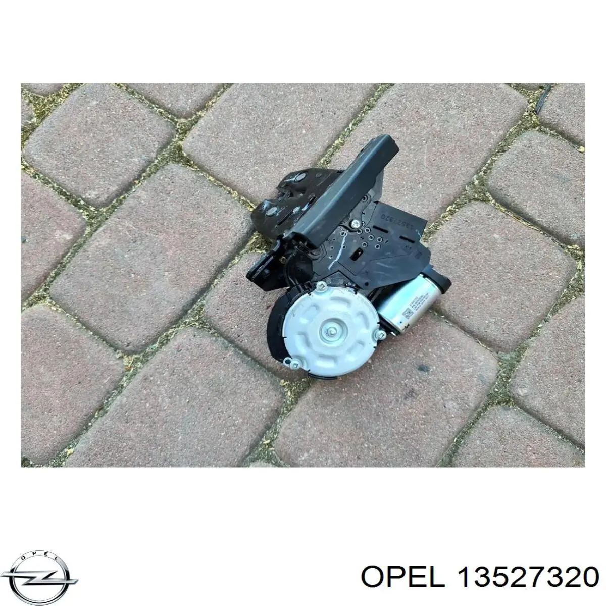 Замок багажника 13509598 Opel