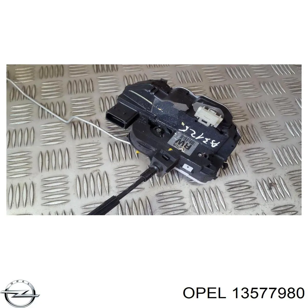 Замок передніх пасажирських дверей Opel 13577980 ціна, від 18.98 USD