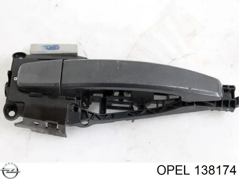 Тримач зовнішньої ручки дверей, передньої правої Opel 138174 ціна, від 10.61 USD