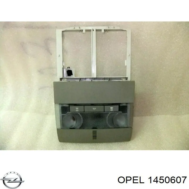 Бачок склоомивача на Opel Astra G F07
