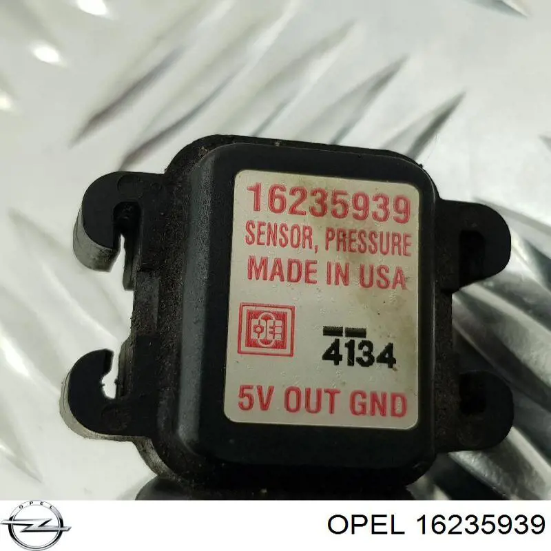 Датчик тиску повітря Opel 16235939