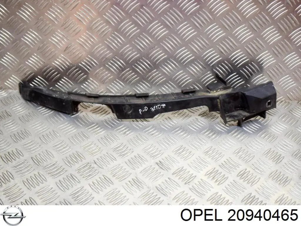 Направляюча переднього бампера, права Opel 20940465 ціна, від 8.94 USD