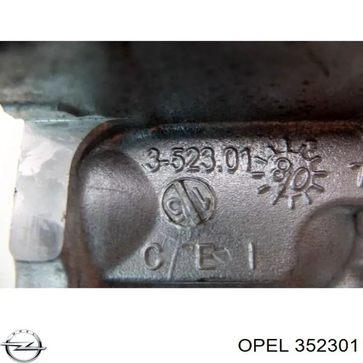 Сайлентблок переднього важеля 352301 Opel