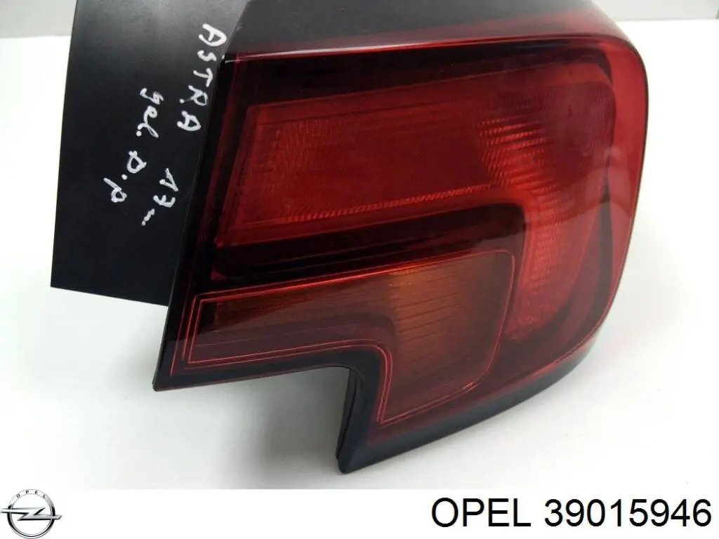 39015946 Opel Задній правий зовнішній ліхтар