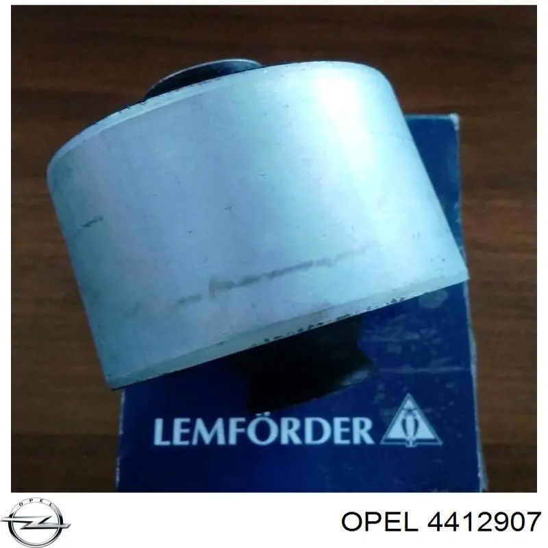 Купити 4412907 Opel Сайлентблок задньої балки
