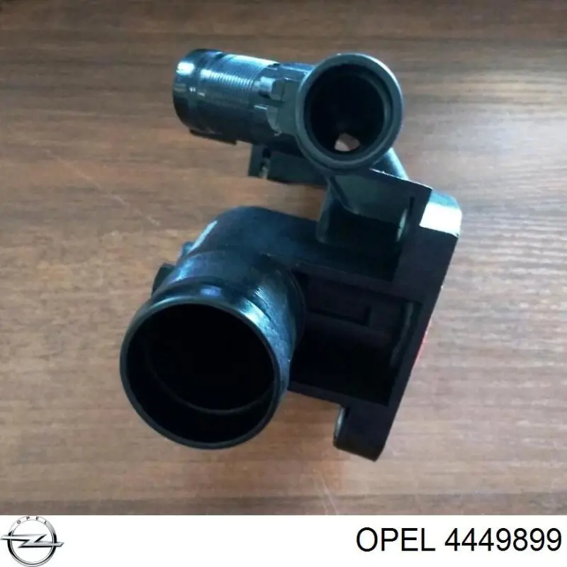 Кожух термостата Denso DTM83625 ціна, від 29.75 USD