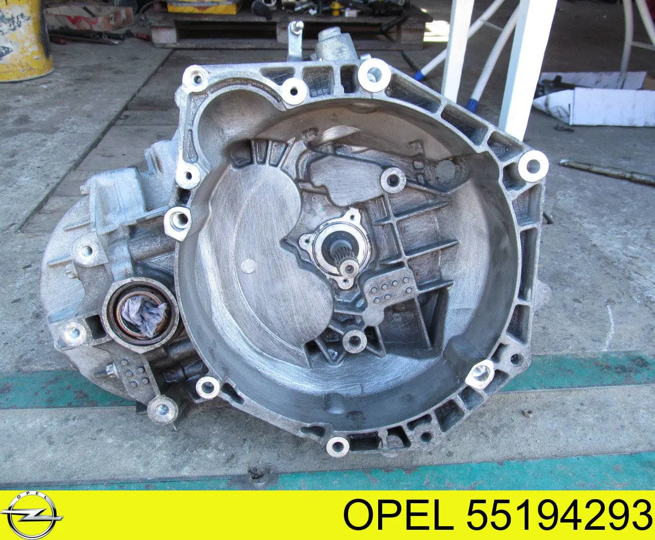Коробка передач 55194293 Opel