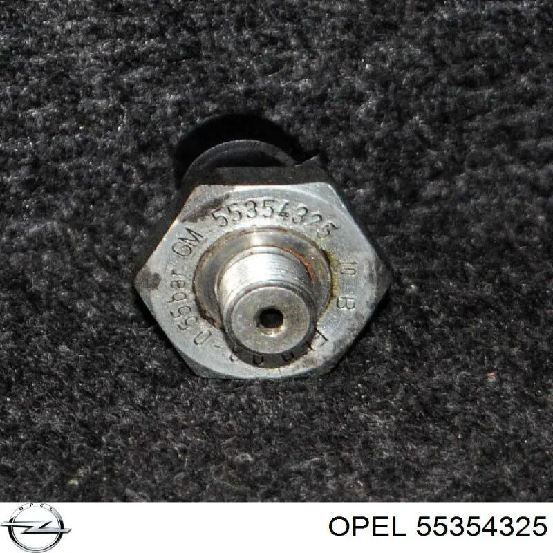 Датчик тиску масла 55354325 Opel