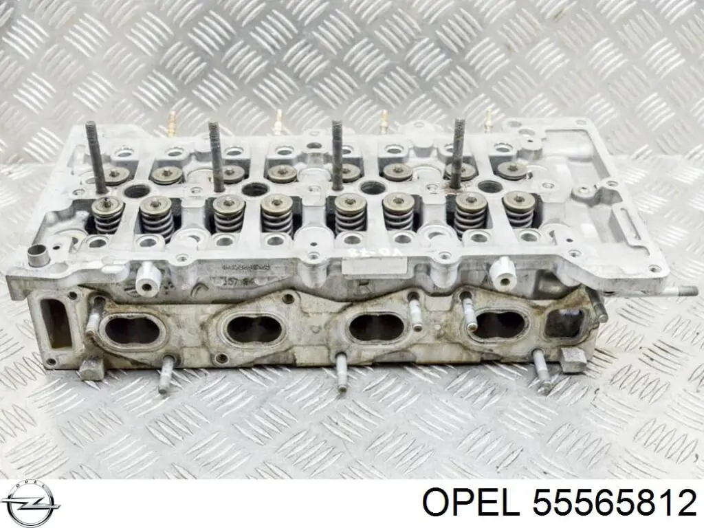 55565812 Opel головка блока циліндрів (гбц)