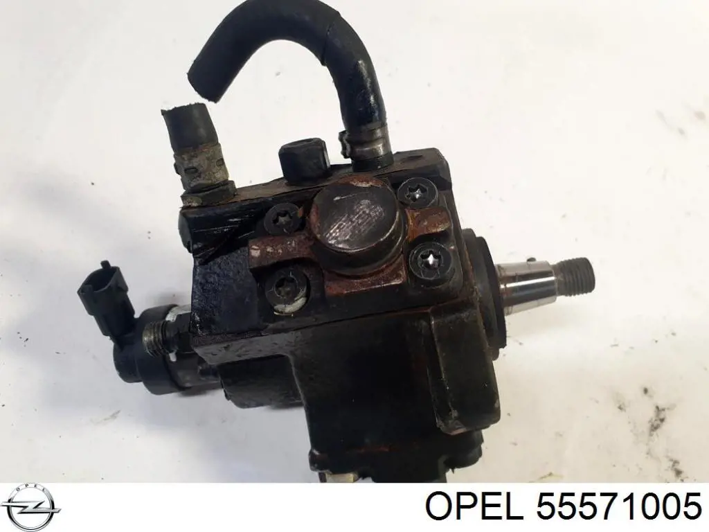 Насос паливний високого тиску Opel 55565345 ціна, від 63.34 USD