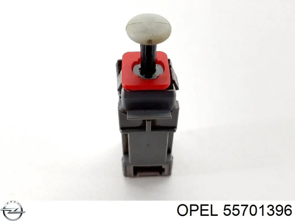 Датчик включення зчеплення Opel 55701396