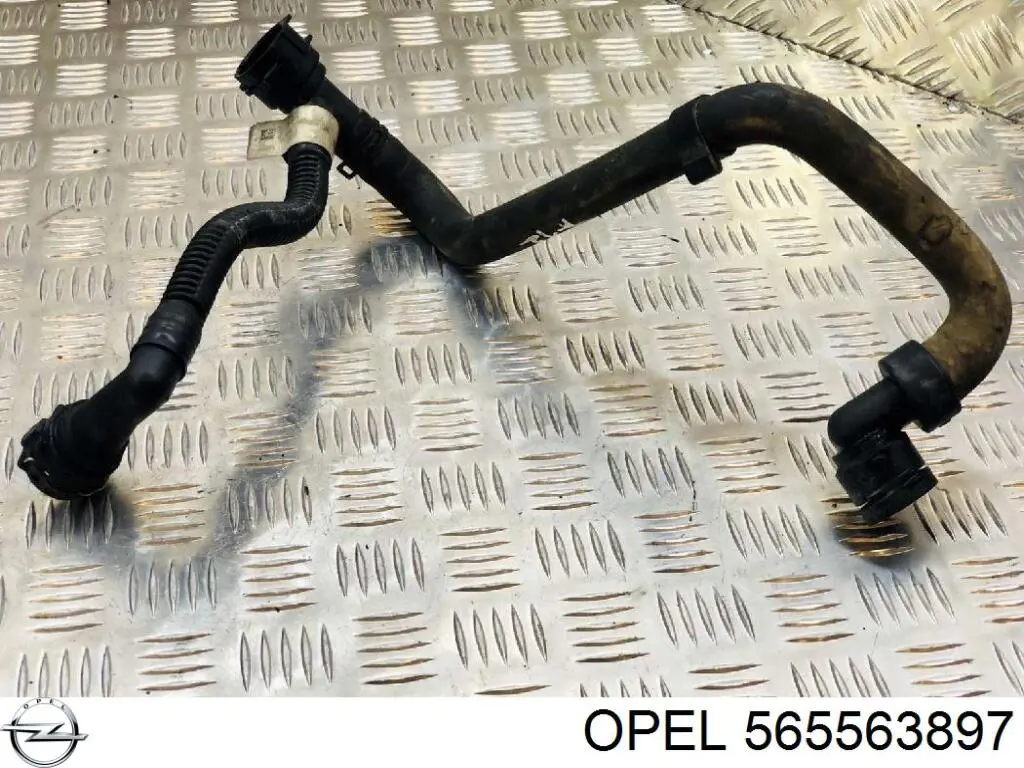 Шланг/патрубок водяного насосу, приймальний 565563897 Opel