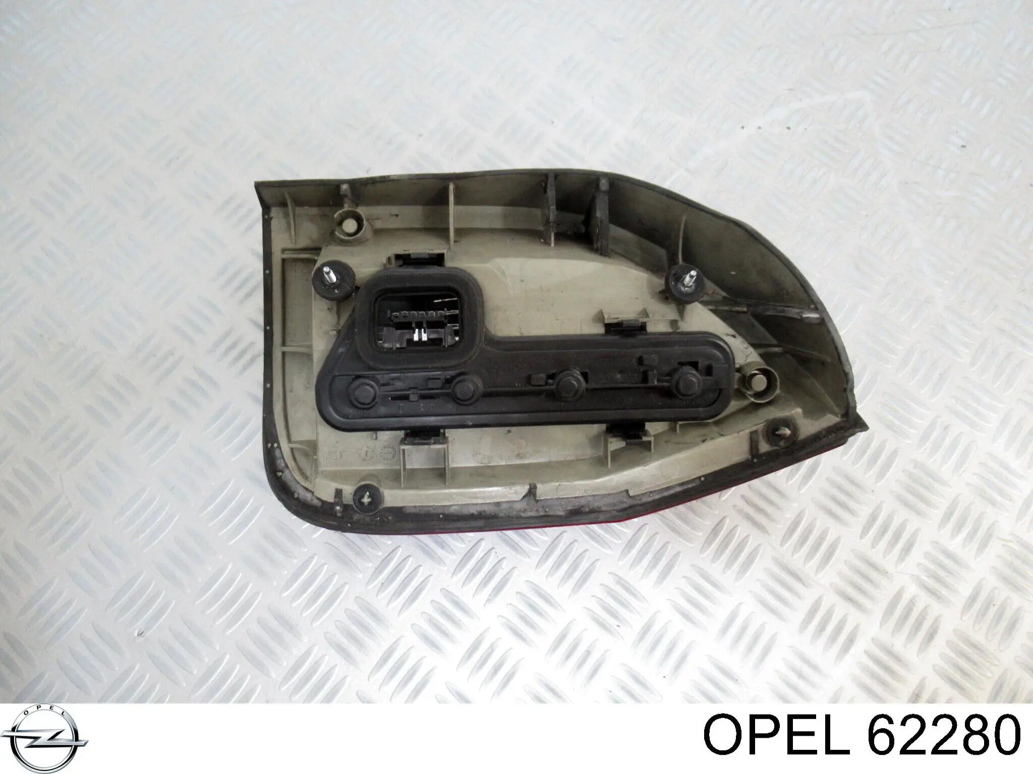 62280 Opel ліхтар задній лівий