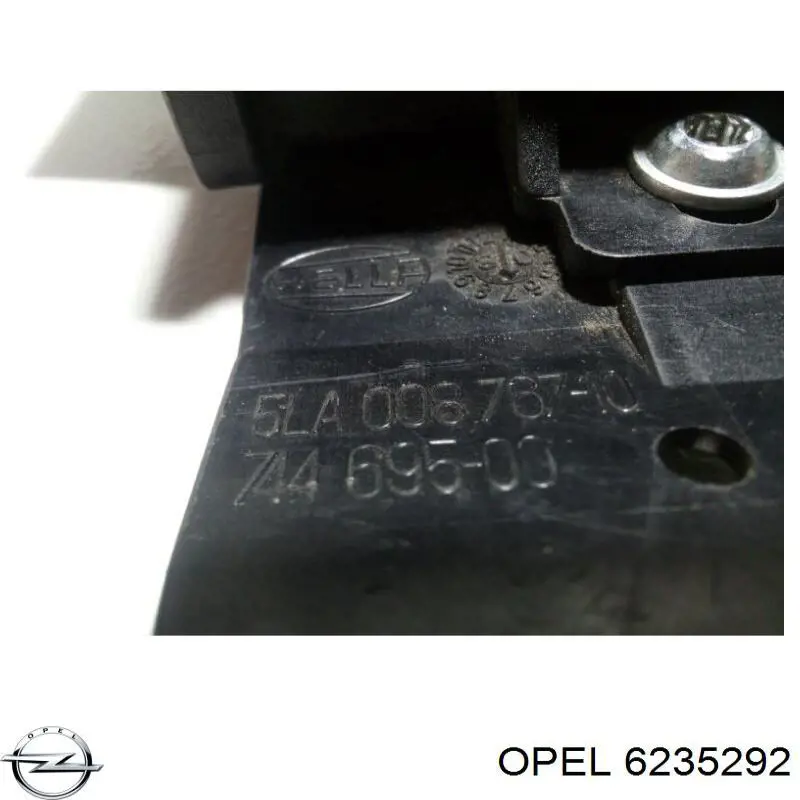 Купити 13110381 Opel 