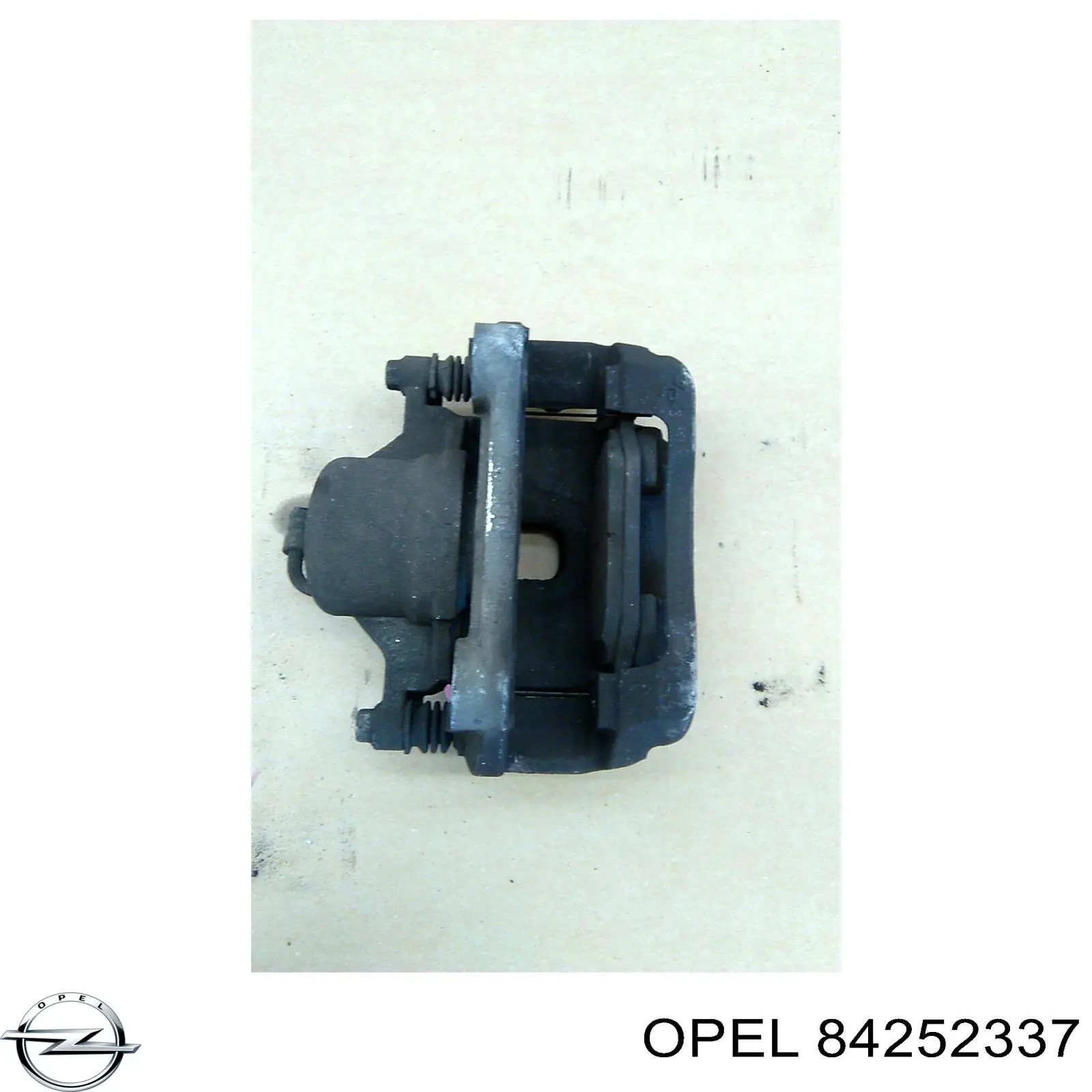 Купити 84252337 Opel Стійка амортизатора задня