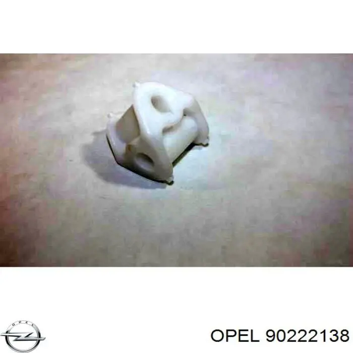 Купити 90222138 Opel Втулка куліси