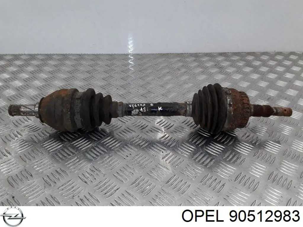 Ліва піввісь 374261 Opel