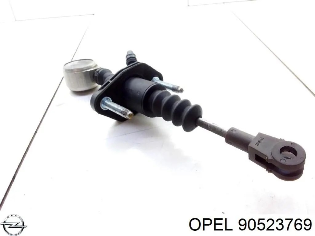 Купити 90523769 Opel Головний циліндр зчеплення