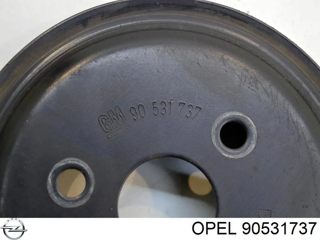 Шків помпи 1334683 Opel