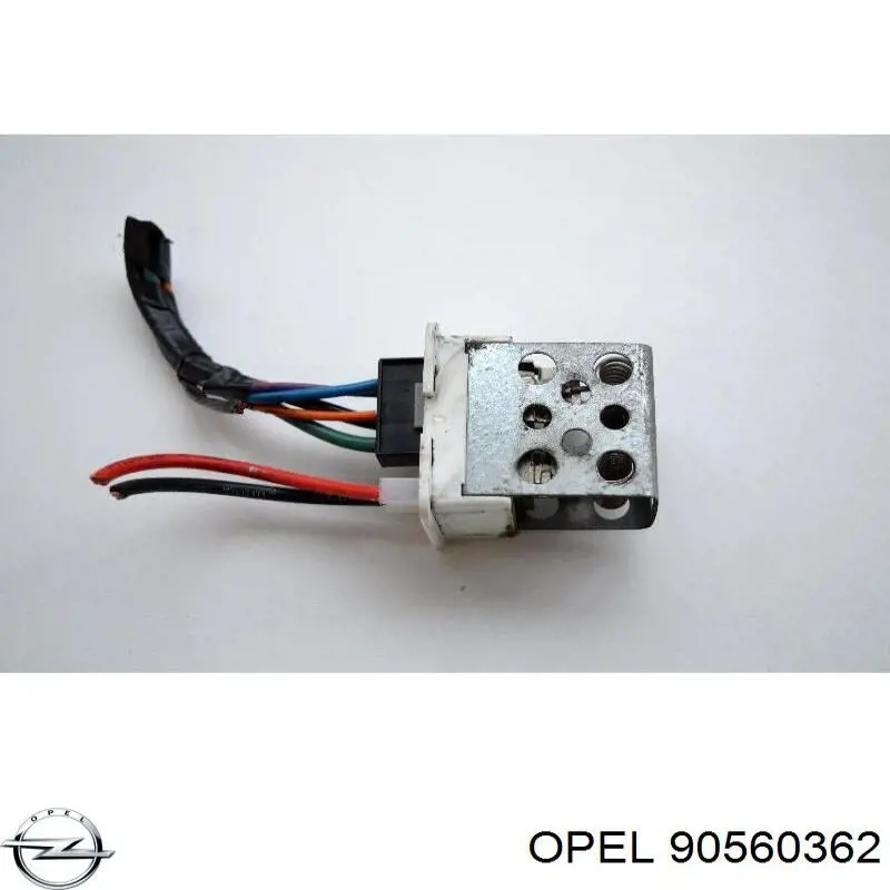 Резистор пічки 90560362 Opel