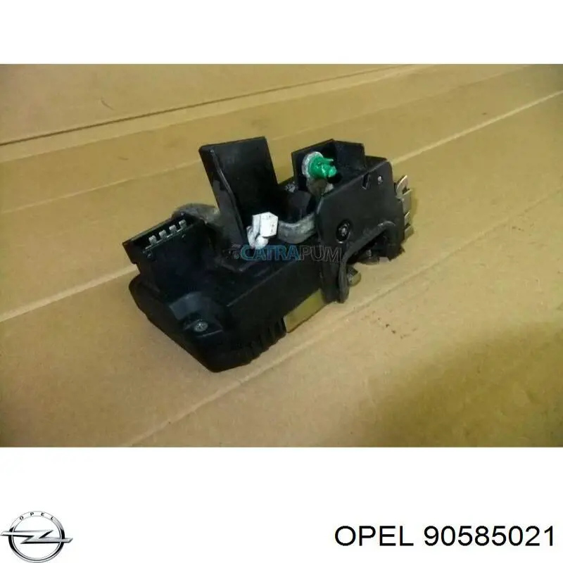 Замок передньої лівої двері 90585021 Opel