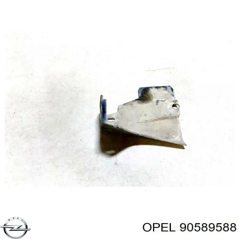 1121889 Opel 