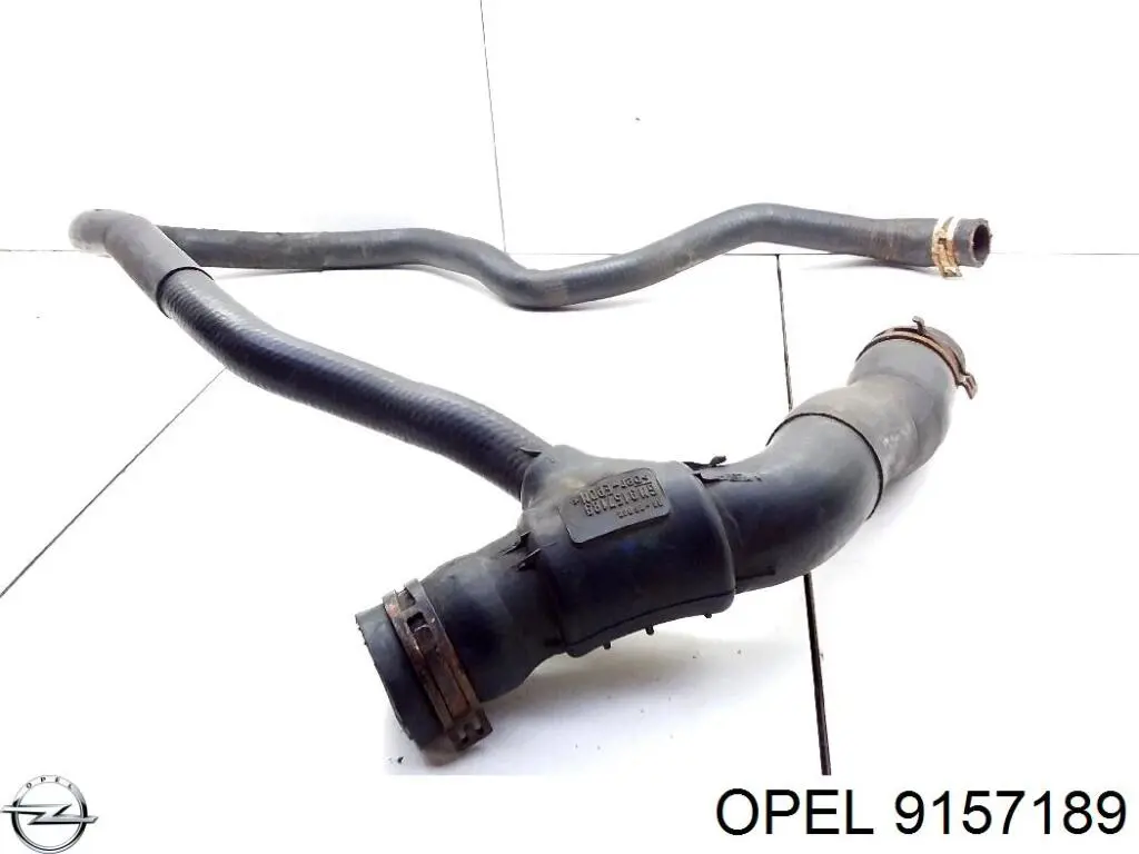 Шланг/патрубок радіатора охолодження, нижній 9157189 Opel