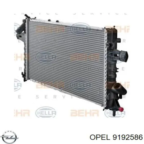 Купити 9192586 Opel Радіатор двигуна