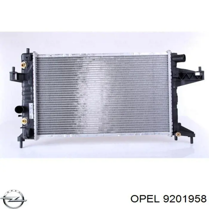 9201958 Opel Радіатор охолодження двигуна