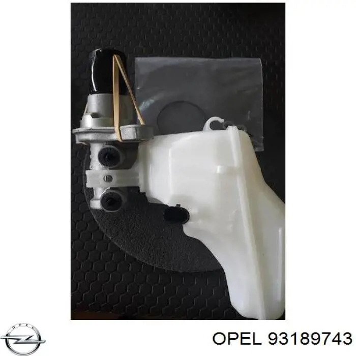 Циліндр головний гальма (Гідротормоз) Opel 93189743 ціна, від 68.32 USD