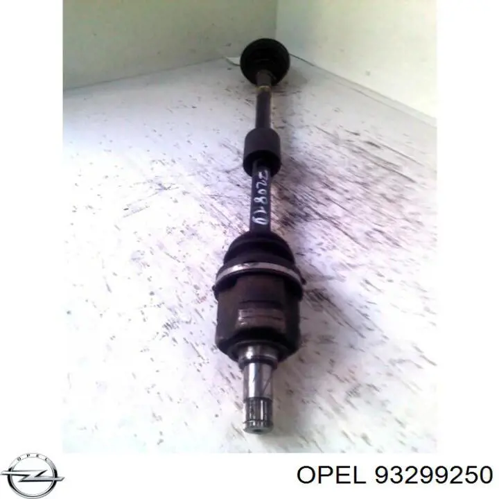 Піввісь передня, права Opel 93299250 ціна, від 88.65 USD