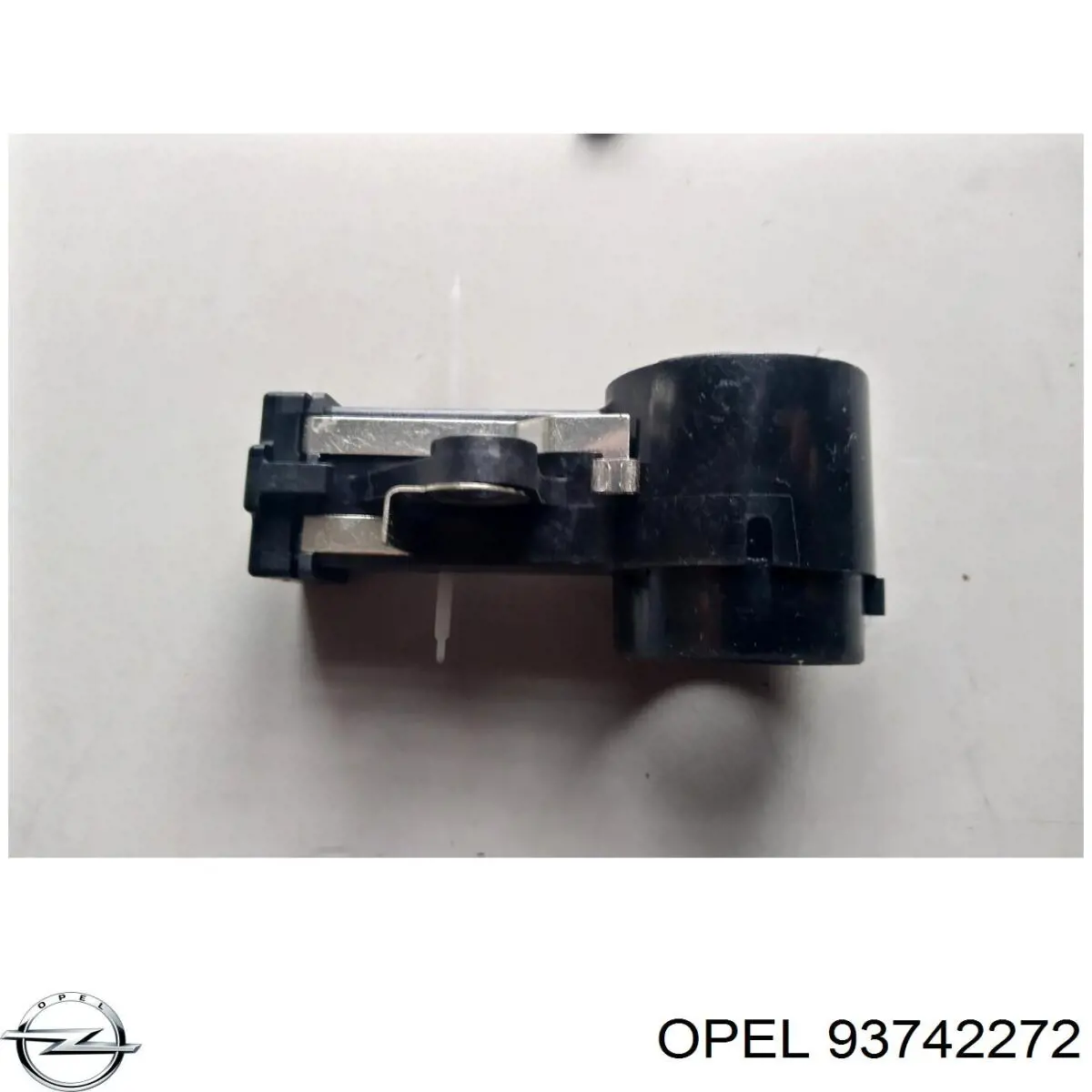 93742272 Opel Щіткотримач генератора