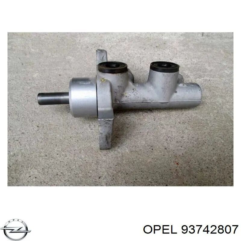 Циліндр головний гальма (Гідротормоз) Opel 93742807 ціна, від 21.28 USD