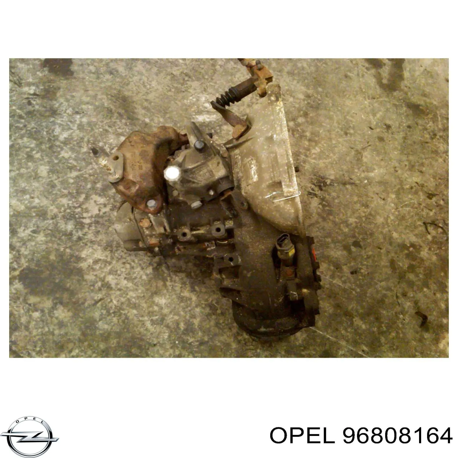 Корпус повітряного фільтра Opel 96808164 ціна, від 5.64 USD