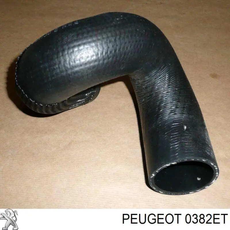 Шланг/патрубок інтеркулера, верхній Peugeot 406 (8C) (Пежо 406)