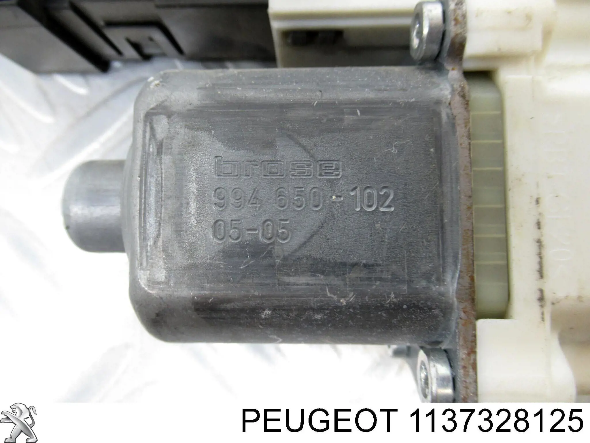 Мотор склопідйомника дверей передніх, лівих Peugeot/Citroen 9221Z1 ціна, від 16.47 USD