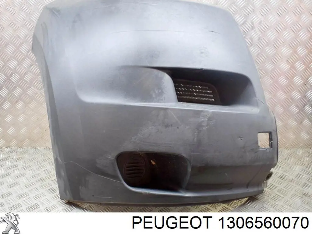 1306560070 Peugeot/Citroen бампер передній, права частина
