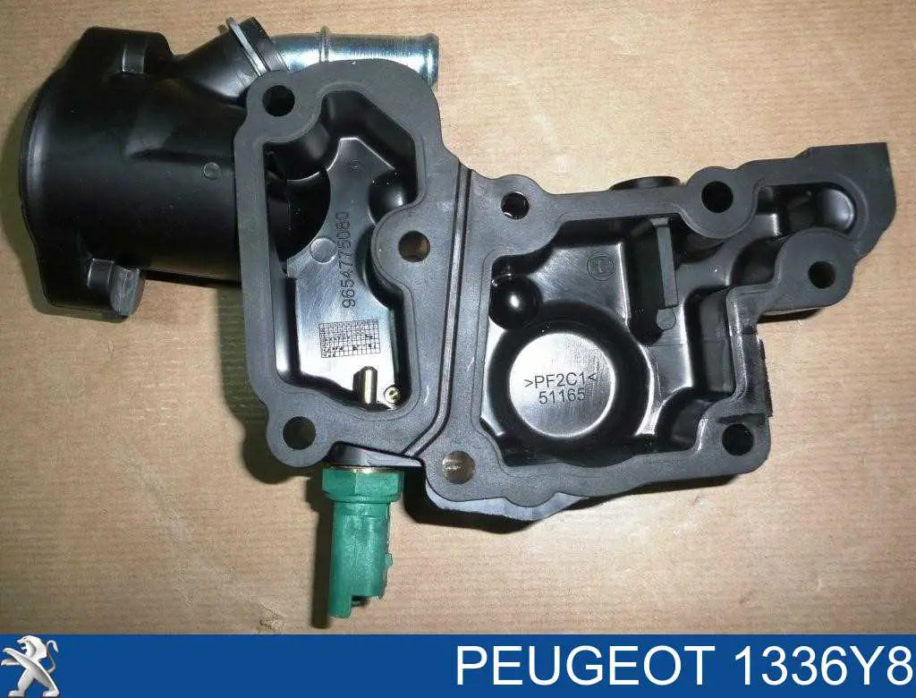 Кожух термостата Peugeot/Citroen 1336Y8 ціна, від 21.42 USD