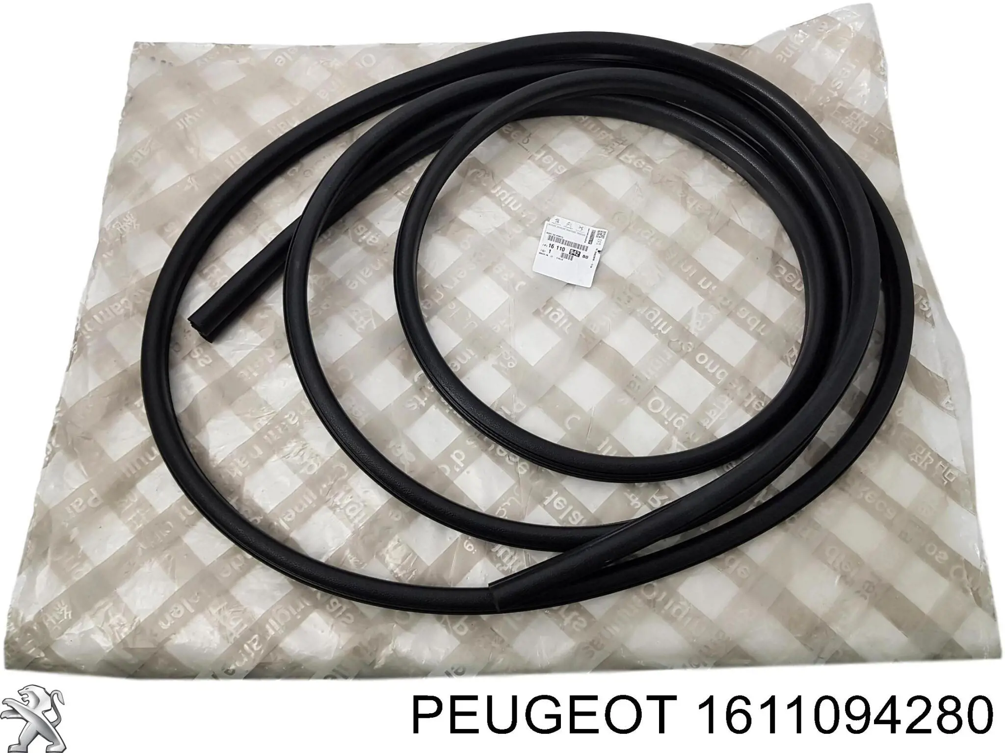 1343941080 Fiat/Alfa/Lancia Ущільнювач дверей передніх, лівих (на двері)