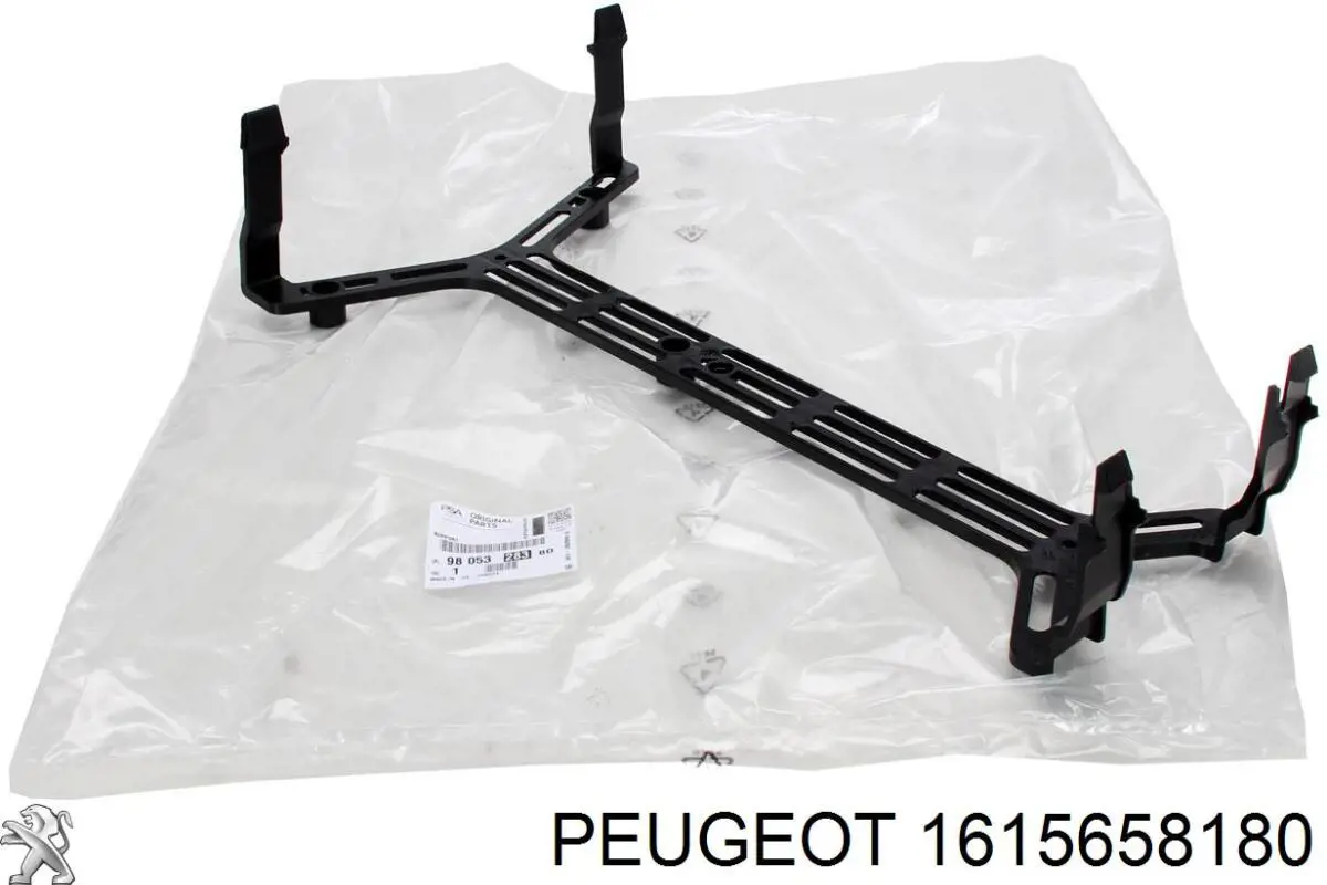 Передній бампер 1615658180 Peugeot/Citroen