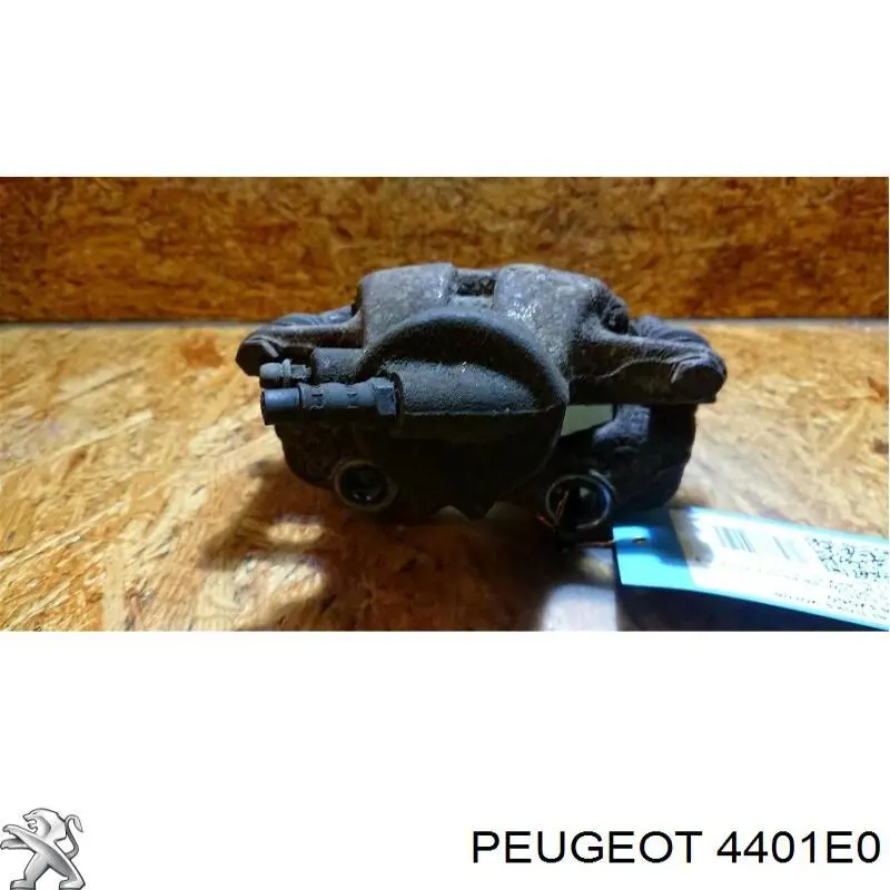 4401E0 Peugeot/Citroen супорт гальмівний передній лівий