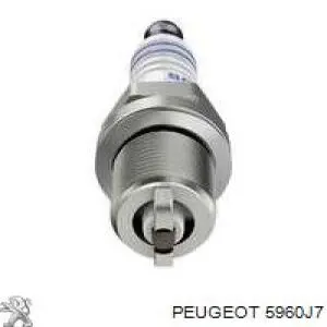 Купити 5960J7 Peugeot/Citroen Свічка запалювання