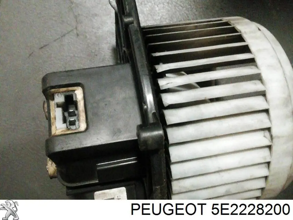 Двигун вентилятора пічки (обігрівача салону) Peugeot/Citroen 5E2228200 ціна, від 33.75 USD