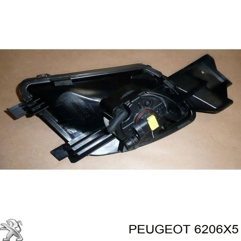 6206X5 Peugeot/Citroen фара протитуманна, права