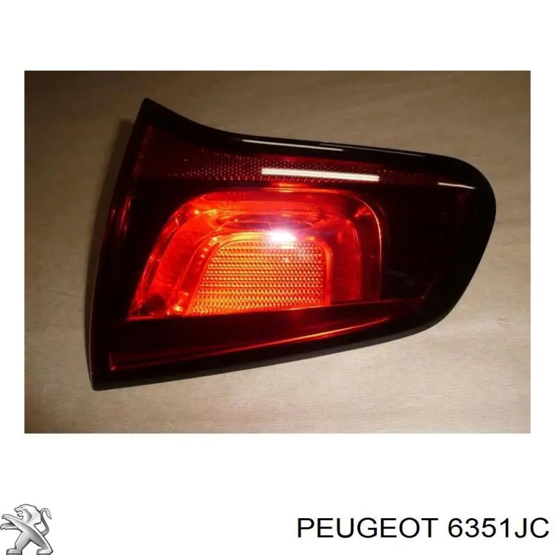 6351JC Peugeot/Citroen ліхтар задній правий, внутрішній