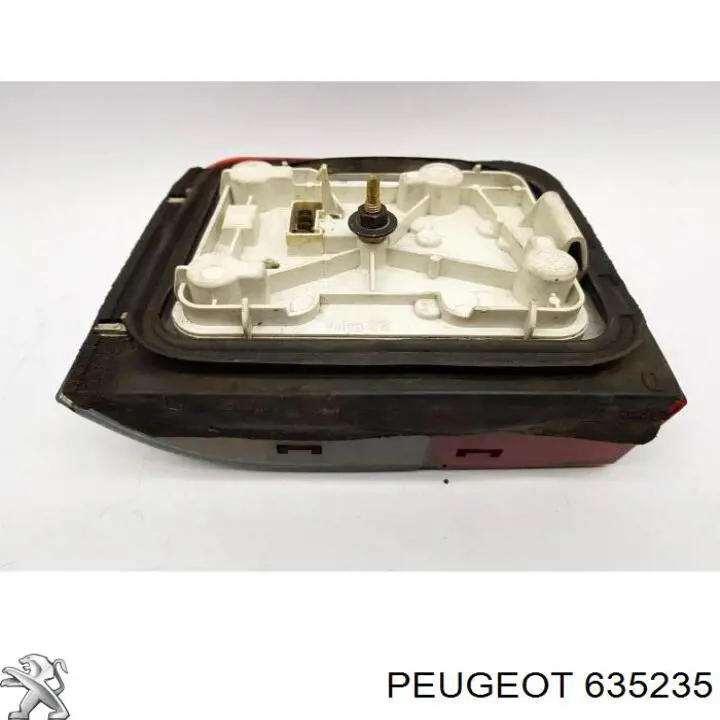 635235 Peugeot/Citroen Скло заднього ліхтаря, правого