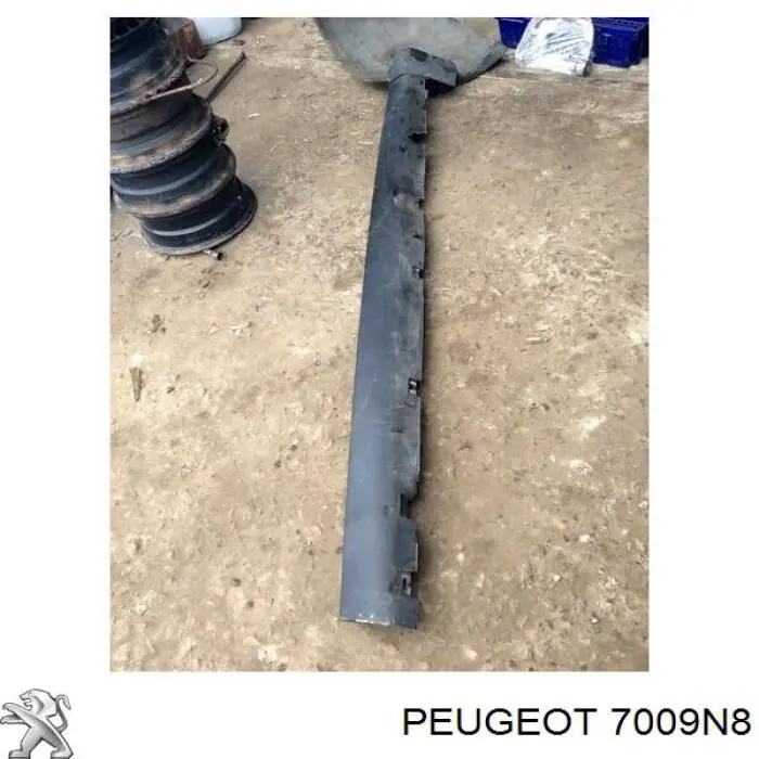 Накладка зовнішня (молдинг) порога, лівий Peugeot/Citroen 7009N8 ціна, від 463.15 USD