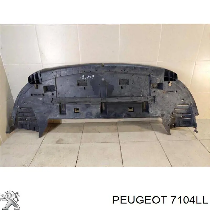 Фартух, дефлектор переднього бампера Polcar 2331346 ціна, від 37.39 USD