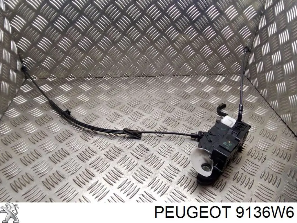 Замок дверки правої передньої 9136W6 Peugeot/Citroen