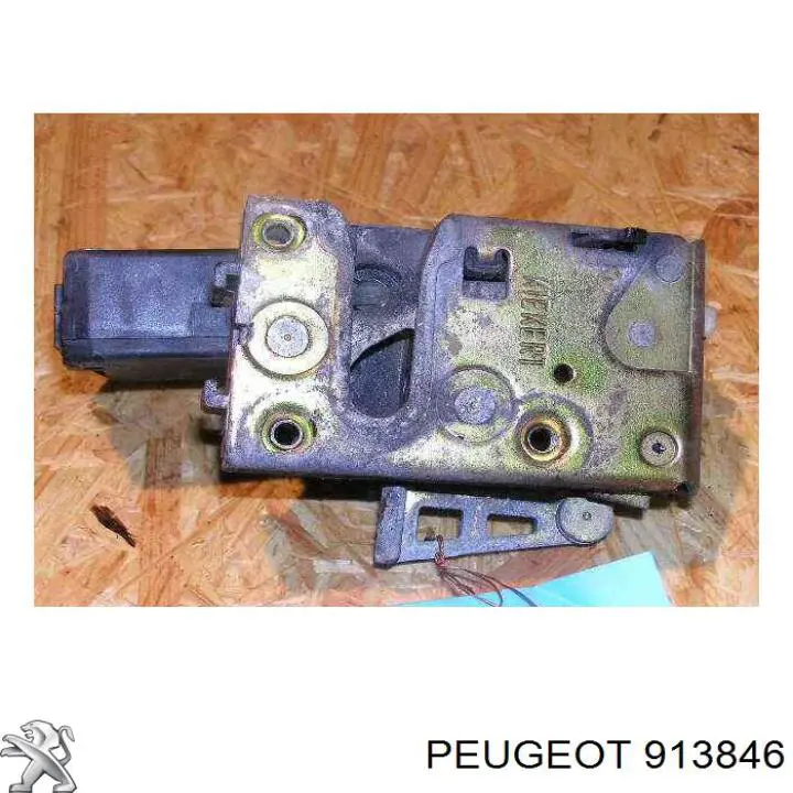 913846 Peugeot/Citroen Замок задньої дверї, правої